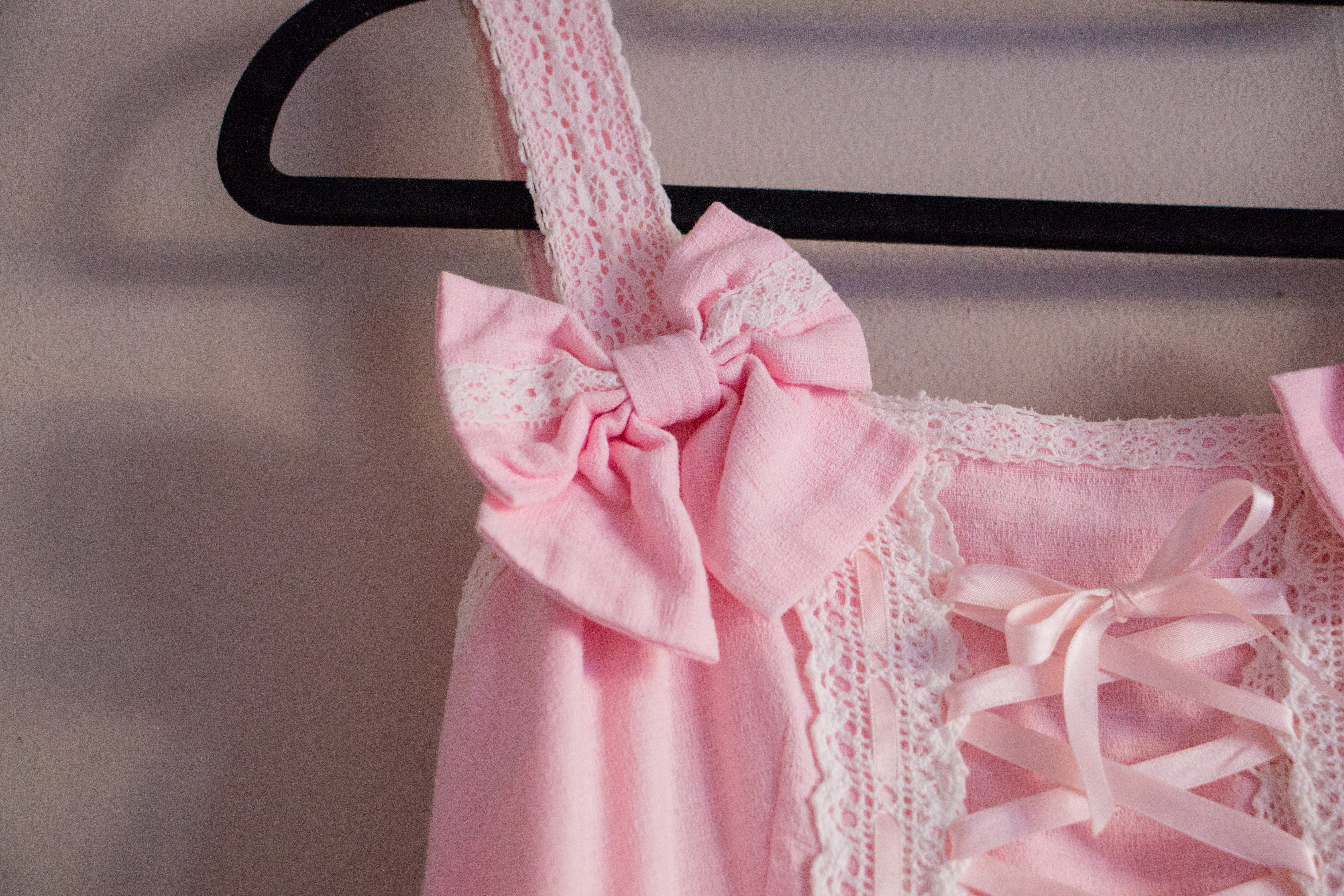 Shoulder Ribbon JSK (2005 2nd Release) by Angelic Pretty