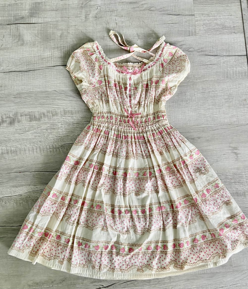 Strawberry Print OP by Emily Temple Cute